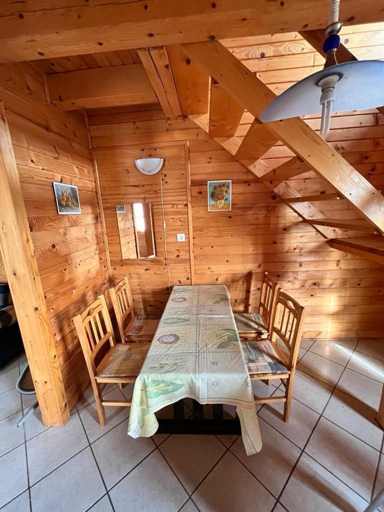 Almos Apartman Balatonfenyves Εξωτερικό φωτογραφία